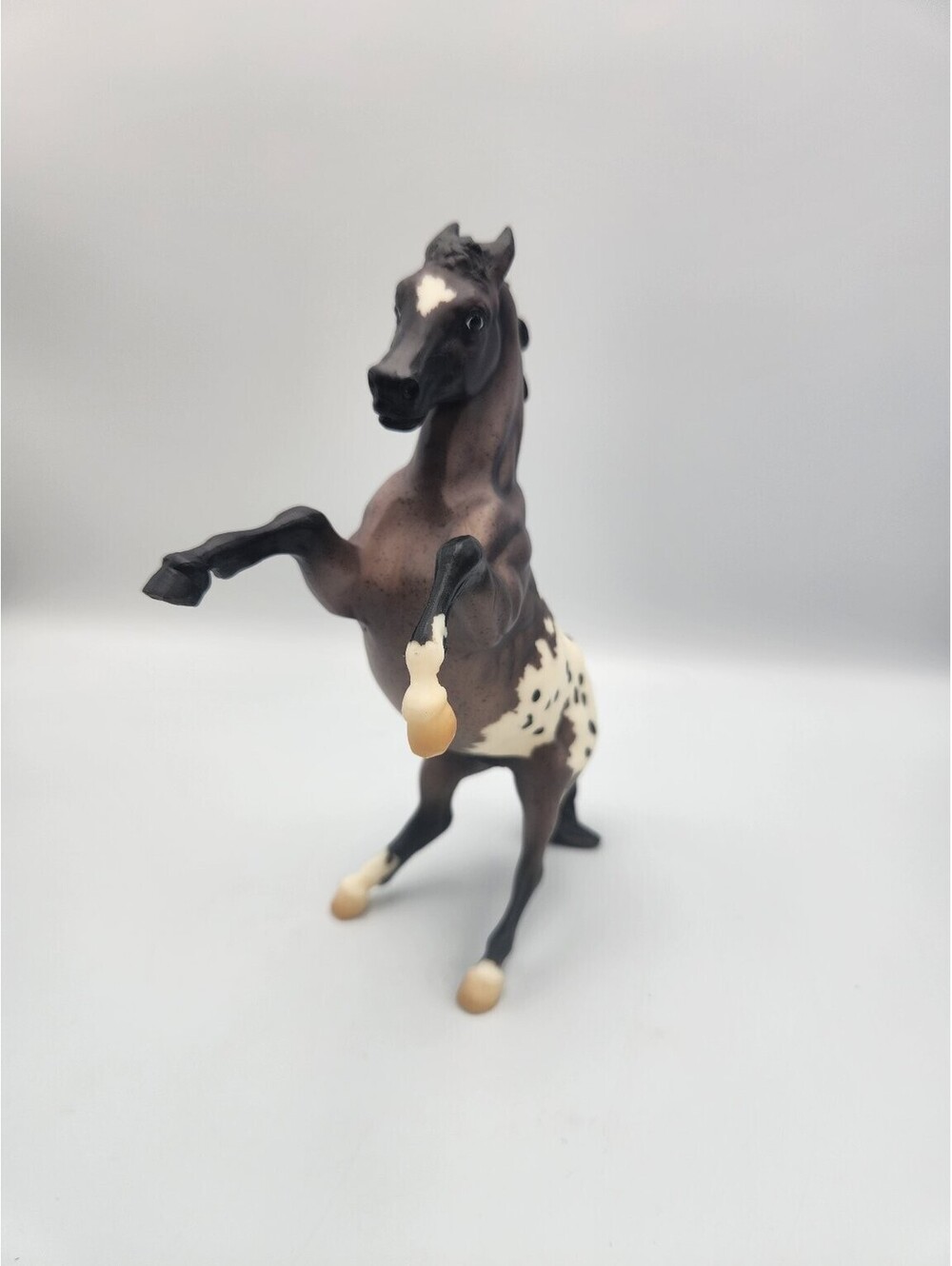 Blue Roan Appaloosa - Rearing Stallion Classic Series Breyer #681 E1 - Picture 4 of 9